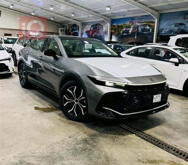 تويوتا كراون 2025 للبيع في العراق -  بغداد